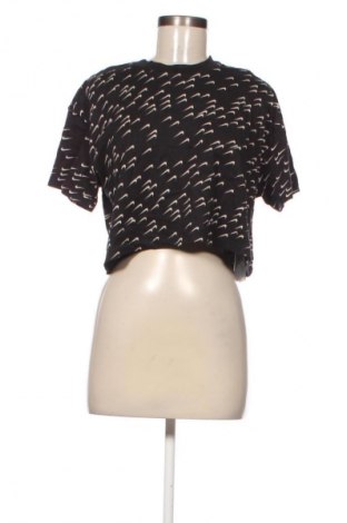 Γυναικείο t-shirt Nike, Μέγεθος L, Χρώμα Πολύχρωμο, Τιμή 17,99 €