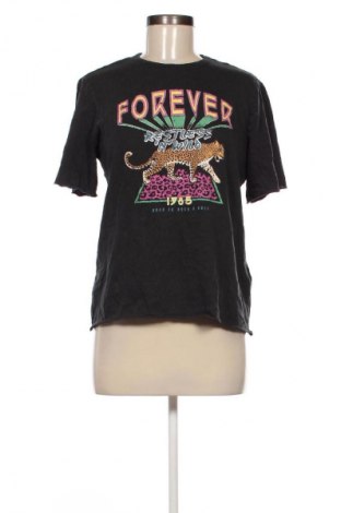 Γυναικείο t-shirt ONLY, Μέγεθος L, Χρώμα Μαύρο, Τιμή 19,99 €