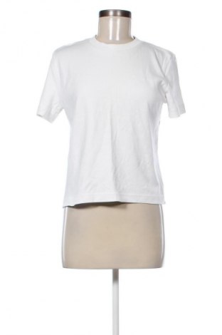 Γυναικείο t-shirt Reserved, Μέγεθος M, Χρώμα Λευκό, Τιμή 8,75 €