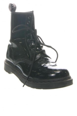 Γυναικεία μποτάκια Dr. Martens, Μέγεθος 41, Χρώμα Μαύρο, Τιμή 84,99 €