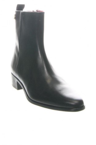 Дамски боти Tommy Hilfiger, Размер 38, Цвят Черен, Цена 149,99 лв.