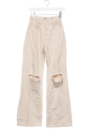 Damskie jeansy Bershka, Rozmiar XS, Kolor Beżowy, Cena 95,99 zł