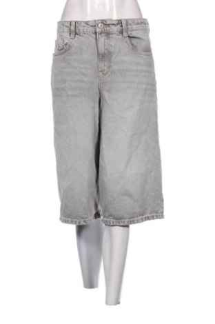 Dámske džínsy  Bershka, Veľkosť S, Farba Sivá, Cena  14,95 €