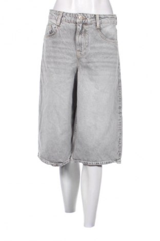 Dámske džínsy  Bershka, Veľkosť S, Farba Sivá, Cena  14,95 €