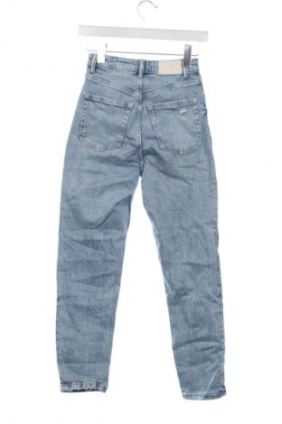 Damen Jeans Bershka, Größe XS, Farbe Blau, Preis € 20,99