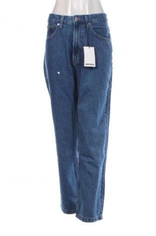 Damskie jeansy Bershka, Rozmiar M, Kolor Niebieski, Cena 150,99 zł