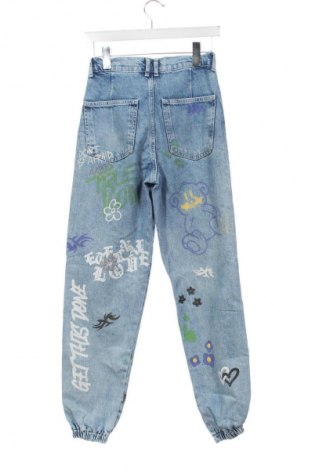 Dámske džínsy  Bershka, Veľkosť XS, Farba Modrá, Cena  27,80 €