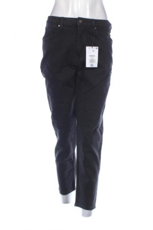 Blugi de femei Bershka, Mărime M, Culoare Negru, Preț 123,47 Lei