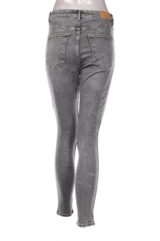 Damen Jeans Bershka, Größe S, Farbe Grau, Preis € 20,99