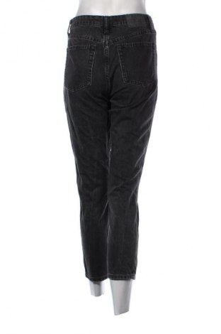 Γυναικείο Τζίν Bershka, Μέγεθος S, Χρώμα Μαύρο, Τιμή 15,00 €
