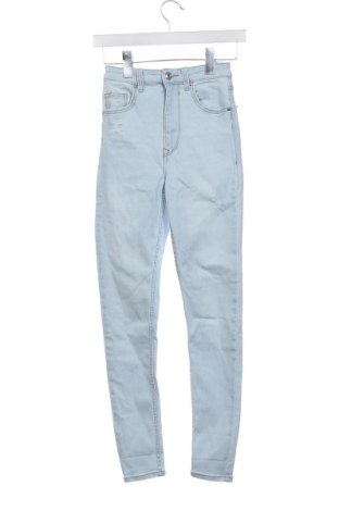 Női farmernadrág Bershka, Méret XS, Szín Kék, Ár 3 919 Ft