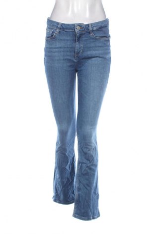 Damskie jeansy C&A, Rozmiar M, Kolor Niebieski, Cena 95,99 zł
