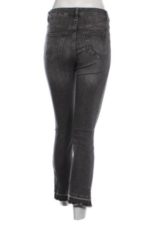 Blugi de femei Calzedonia, Mărime S, Culoare Gri, Preț 139,99 Lei
