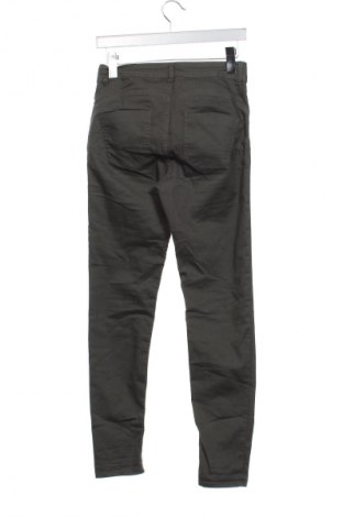 Damen Jeans Calzedonia, Größe M, Farbe Grün, Preis 28,99 €