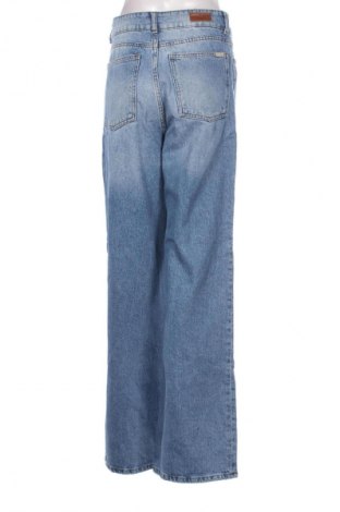 Damen Jeans Cross Jeans, Größe M, Farbe Blau, Preis 22,12 €