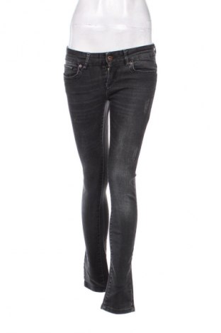 Damskie jeansy Denim Life, Rozmiar M, Kolor Czarny, Cena 94,34 zł