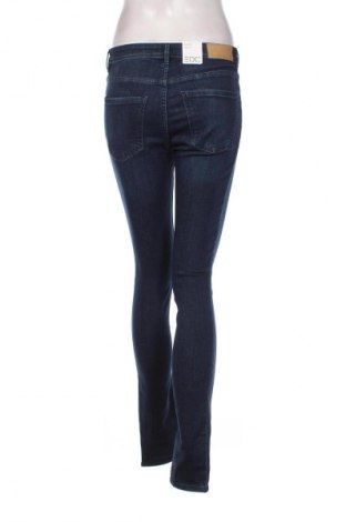Γυναικείο Τζίν Edc By Esprit, Μέγεθος L, Χρώμα Μπλέ, Τιμή 26,99 €