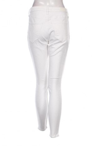 Damskie jeansy Hollister, Rozmiar S, Kolor Biały, Cena 234,99 zł