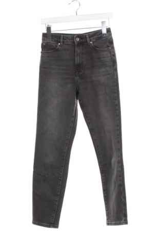Damskie jeansy ONLY, Rozmiar M, Kolor Szary, Cena 252,99 zł