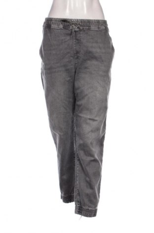 Damskie jeansy ONLY, Rozmiar XL, Kolor Szary, Cena 252,99 zł