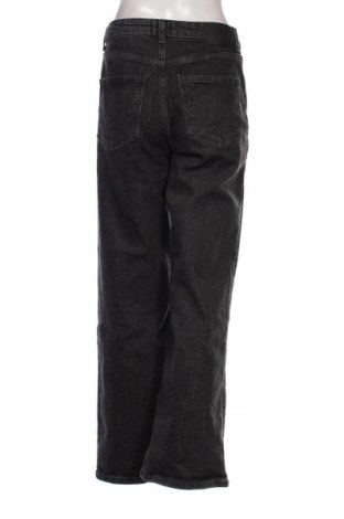 Damskie jeansy ONLY, Rozmiar M, Kolor Szary, Cena 252,99 zł
