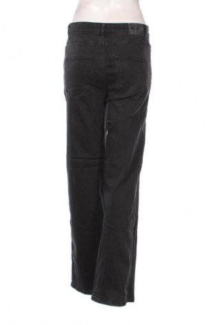 Damen Jeans ONLY Play, Größe S, Farbe Grau, Preis 25,99 €