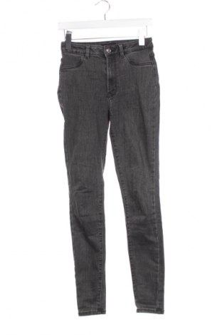 Damskie jeansy Pieces, Rozmiar S, Kolor Szary, Cena 252,99 zł
