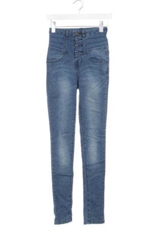 Dámske džínsy  Pieces, Veľkosť XS, Farba Modrá, Cena  19,95 €