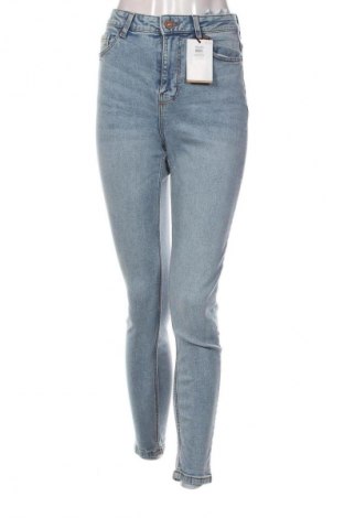 Damskie jeansy Pieces, Rozmiar S, Kolor Niebieski, Cena 252,99 zł