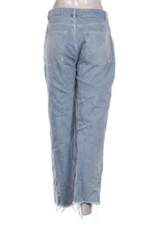 Damskie jeansy Pull&Bear, Rozmiar M, Kolor Niebieski, Cena 95,99 zł