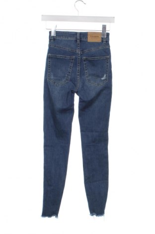 Дамски дънки Pull&Bear, Размер XXS, Цвят Син, Цена 28,88 лв.