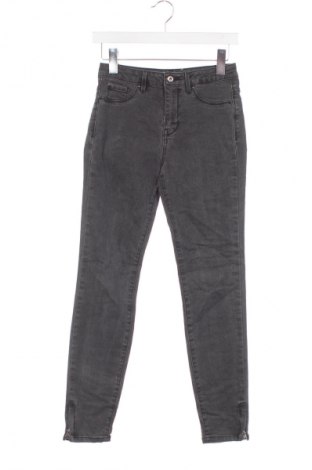Dámske džínsy  Pull&Bear, Veľkosť S, Farba Čierna, Cena  6,95 €