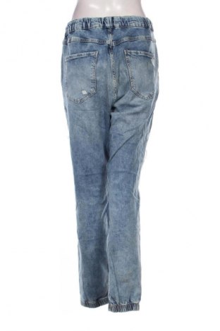 Γυναικείο Τζίν Pull&Bear, Μέγεθος L, Χρώμα Μπλέ, Τιμή 18,99 €