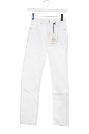 Γυναικείο Τζίν Pull&Bear, Μέγεθος XXS, Χρώμα Λευκό, Τιμή 27,99 €