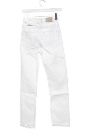 Γυναικείο Τζίν Pull&Bear, Μέγεθος XXS, Χρώμα Λευκό, Τιμή 27,99 €