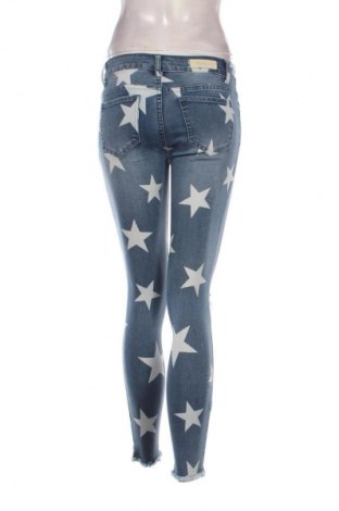 Damskie jeansy Queen Hearts, Rozmiar S, Kolor Niebieski, Cena 38,99 zł
