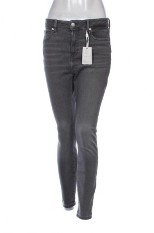 Dámske džínsy  Tommy Hilfiger, Veľkosť L, Farba Sivá, Cena  49,95 €