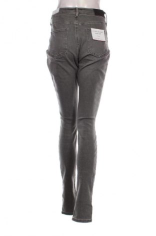 Blugi de femei Tommy Hilfiger, Mărime M, Culoare Gri, Preț 739,99 Lei