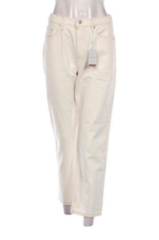 Дамски дънки Tommy Hilfiger, Размер L, Цвят Екрю, Цена 73,99 лв.