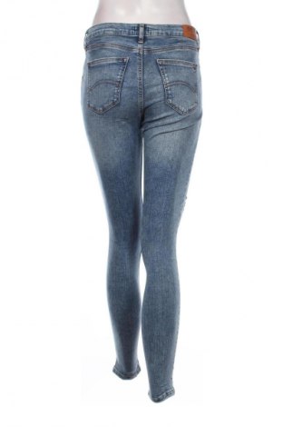 Dámské džíny  Tommy Jeans, Velikost M, Barva Modrá, Cena  1 229,00 Kč