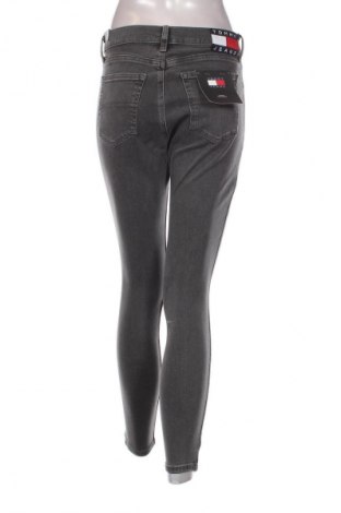 Damen Jeans Tommy Jeans, Größe S, Farbe Grau, Preis € 84,99