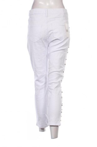 Blugi de femei Unbranded, Mărime M, Culoare Alb, Preț 156,99 Lei