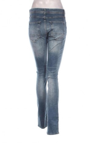 Damskie jeansy United Colors Of Benetton, Rozmiar M, Kolor Niebieski, Cena 62,99 zł
