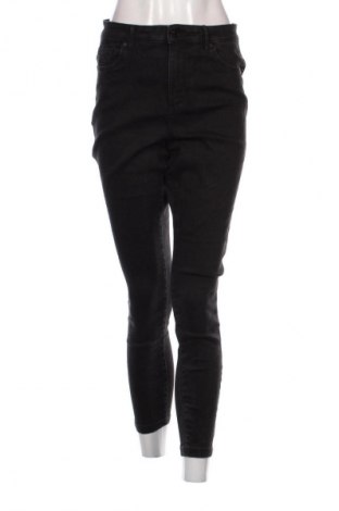 Дамски дънки Vero Moda, Размер L, Цвят Черен, Цена 77,99 лв.
