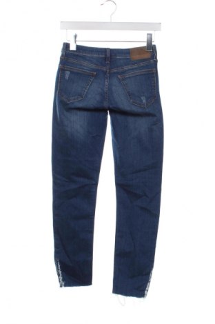 Blugi de femei Zara, Mărime XS, Culoare Albastru, Preț 91,99 Lei