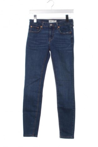 Damskie jeansy Zara, Rozmiar M, Kolor Niebieski, Cena 88,99 zł