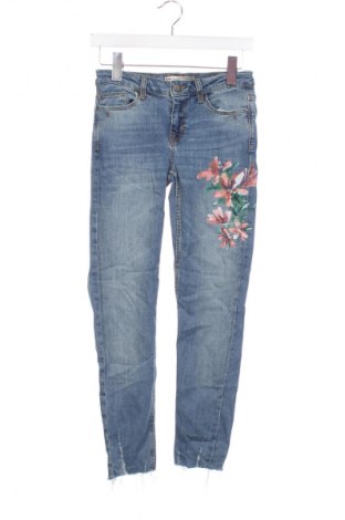 Damskie jeansy Zara, Rozmiar S, Kolor Niebieski, Cena 88,99 zł