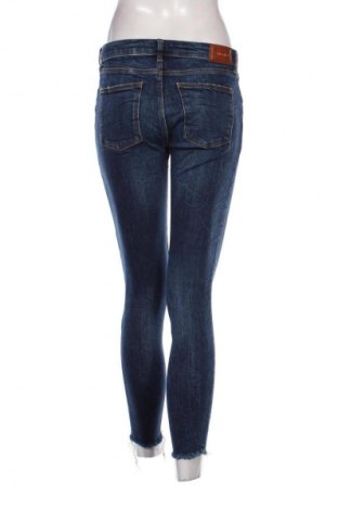 Damskie jeansy Zara, Rozmiar M, Kolor Niebieski, Cena 88,99 zł