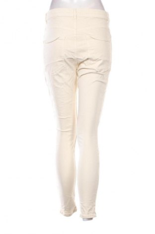 Damen Jeans Zara, Größe M, Farbe Weiß, Preis € 7,99