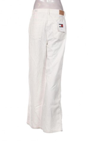 Γυναικείο κοτλέ παντελόνι Tommy Jeans, Μέγεθος L, Χρώμα Λευκό, Τιμή 25,99 €